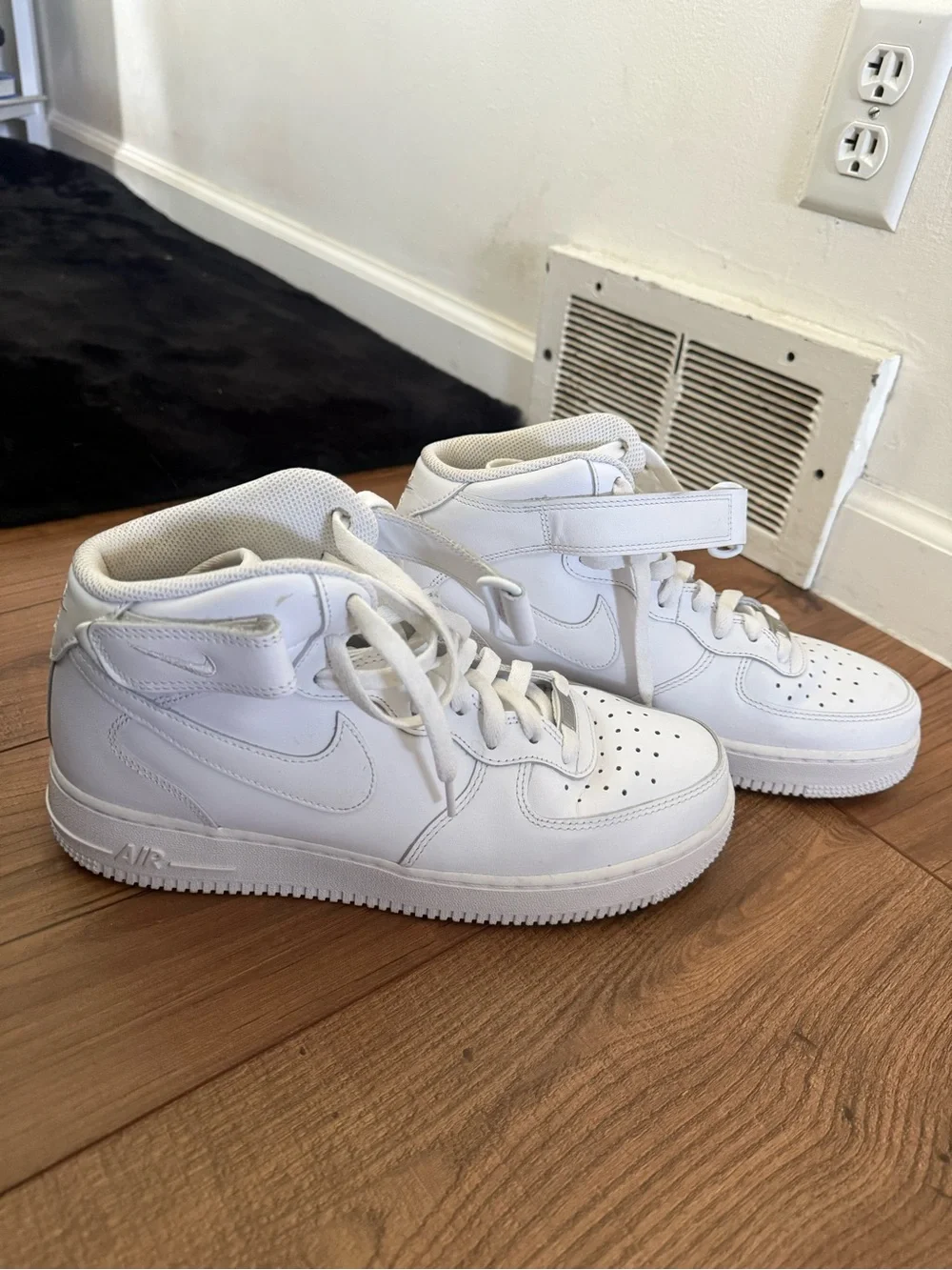 Nike White High-Top Air Force 1 Sneakers